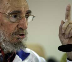 Fidel con intelectuales: A la humanidad hay que salvarla ya