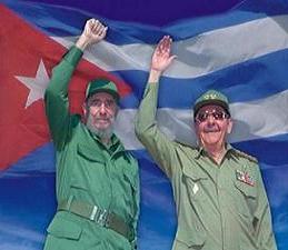 Fidel y Raúl delegados de honor al Congreso pioneril