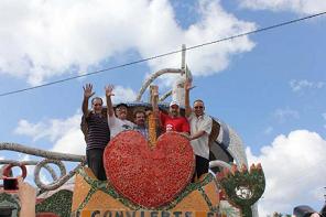 Nuestros Héroes inauguran escultura solidaria en Jaimanitas
